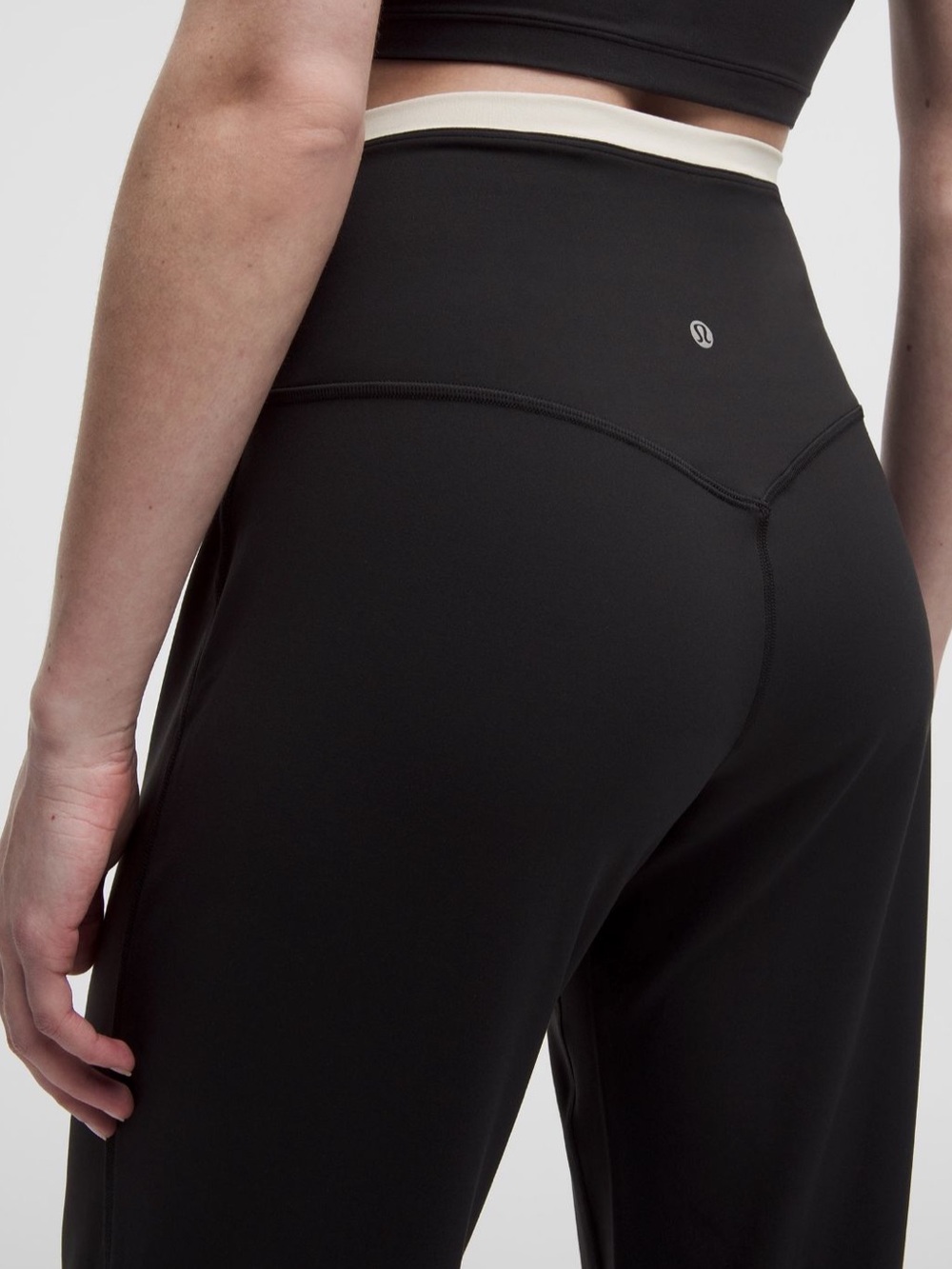 Lululemon Align ™ SHR Side-Slit Pant *Trim - Picture 5 of 7